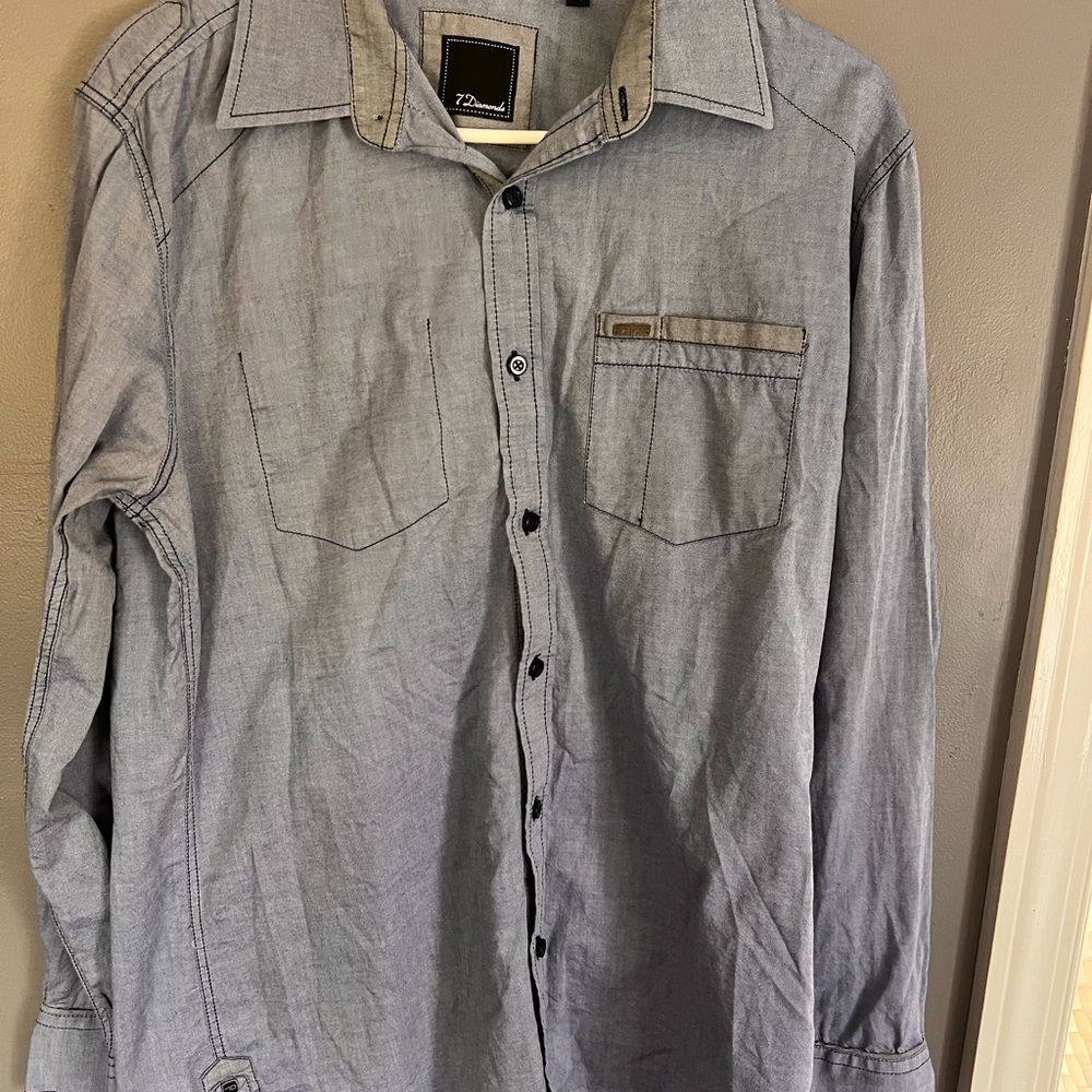 7 Diamonds Gray Button-Up Shirt - Size M
